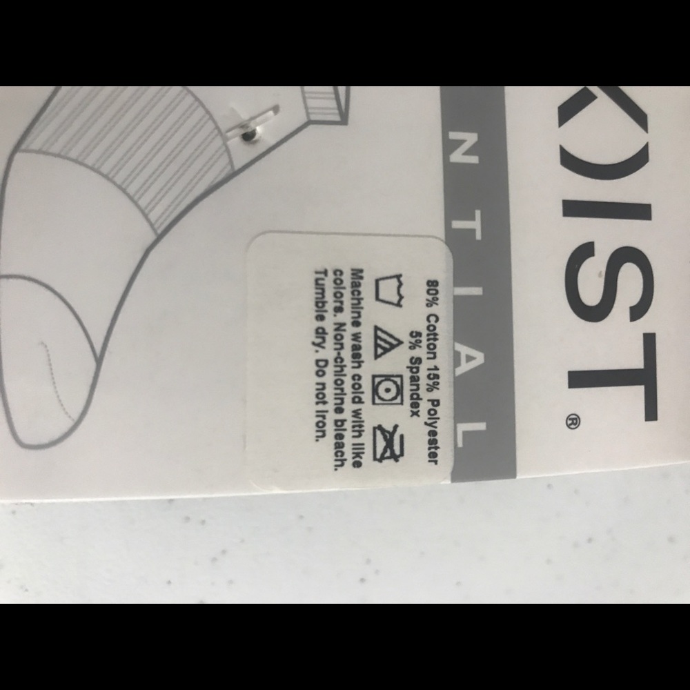 2(X)IST 20 PAIRS LADIES LOW CUT SOCKS FREE GIFTS MEET POSHER LARRY TO FIND OUT - Picture 10 of 10